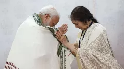 Prime Minister Narendra Modi Meets Padma Vibhushan Awardee Vyjayanthimala In Chennai